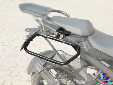 SADDLE STAY FZ25 (2017-2019)