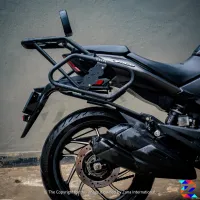SADDLE STAY WITH JERRY CAN MOUNT DOMINAR 250/400 (2017-18)